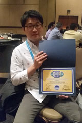 Hyunjun with award